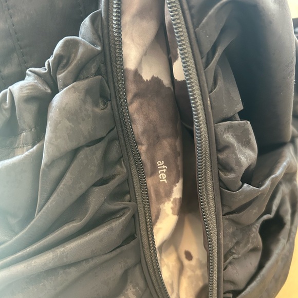 Lululemon gym bag - Picture 8 of 13